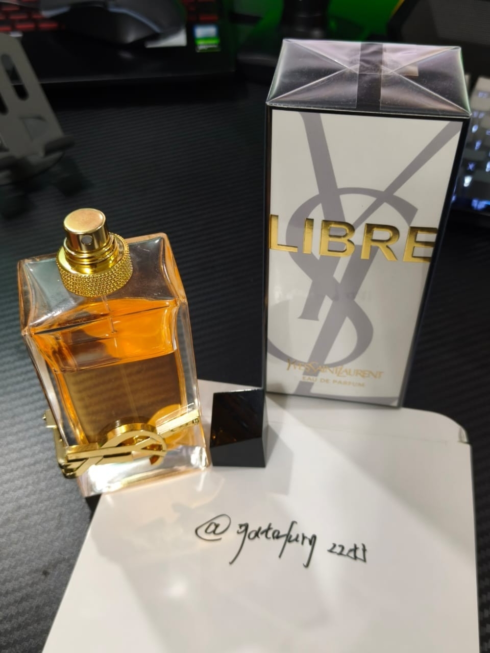 Yves Saint Laurent Libre Perfume 3.0 FL. OZ / 90 ml AUTHENTIC